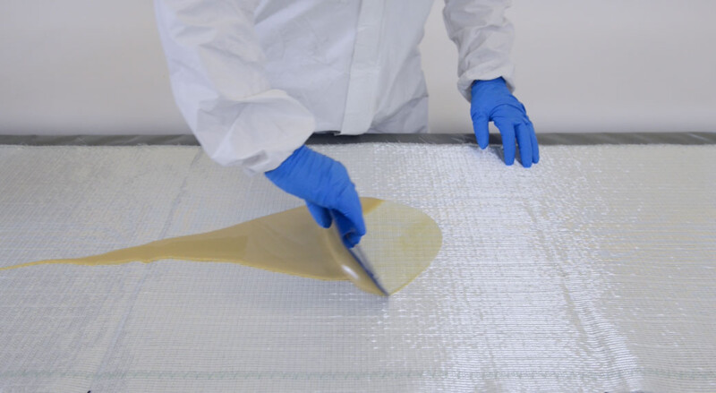 Laminating the fibreglass mat