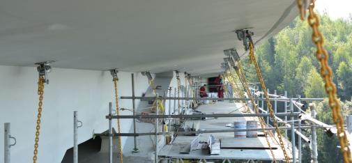 Working at heights of 60 metres