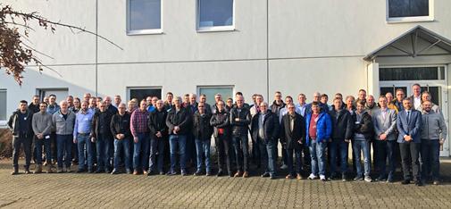 Third Ombran Conference: Photo shows the partici-pants gathered in front of MC’s training centre in Bottrop.