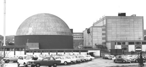 The Obrigheim nuclear power plant went live in September 1968, with its dome having been sealed with MC’s NAFU system. This photo was taken before application of the coating. The NPP was eventually shut down in 2005.