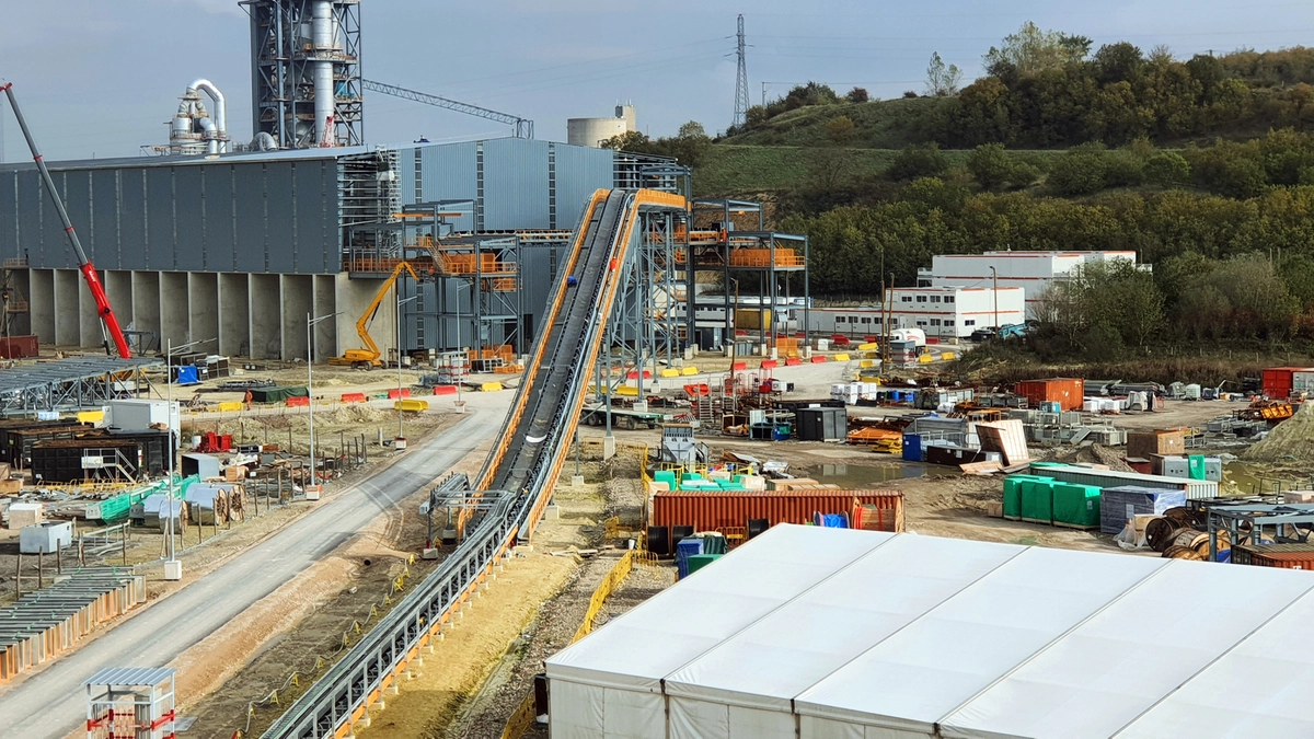 The cement plant in Lumbres: With the K6 project and MC solutions, a new sustainable production line for the future is taking shape.