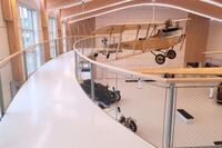 The elegant flooring of the new exhibition space incorporates a great deal of technical expertise from MC.