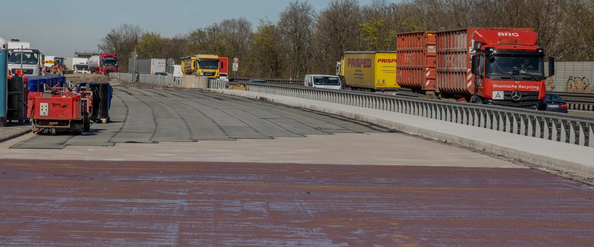 Rehabilitation of four bridges on the A 42 motorway in Duisburg in record time, despite corona pandemic. Products from MC provided the solution