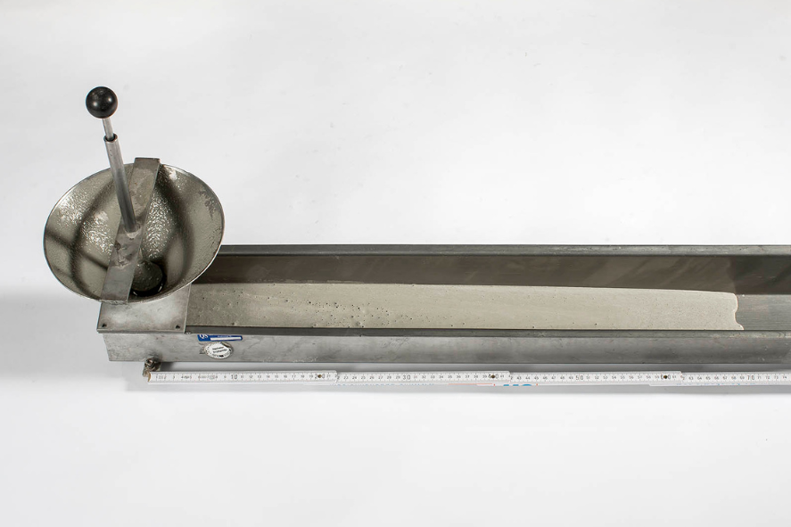 Grout concrete and mortar: properties and applications