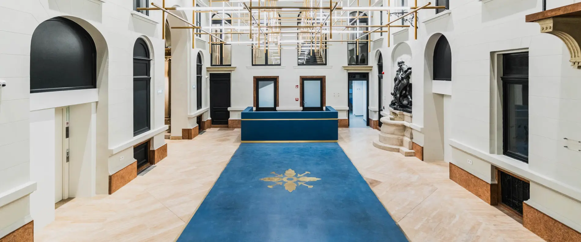 Sophisticated inlay work in the modernised Krausz Palota office building