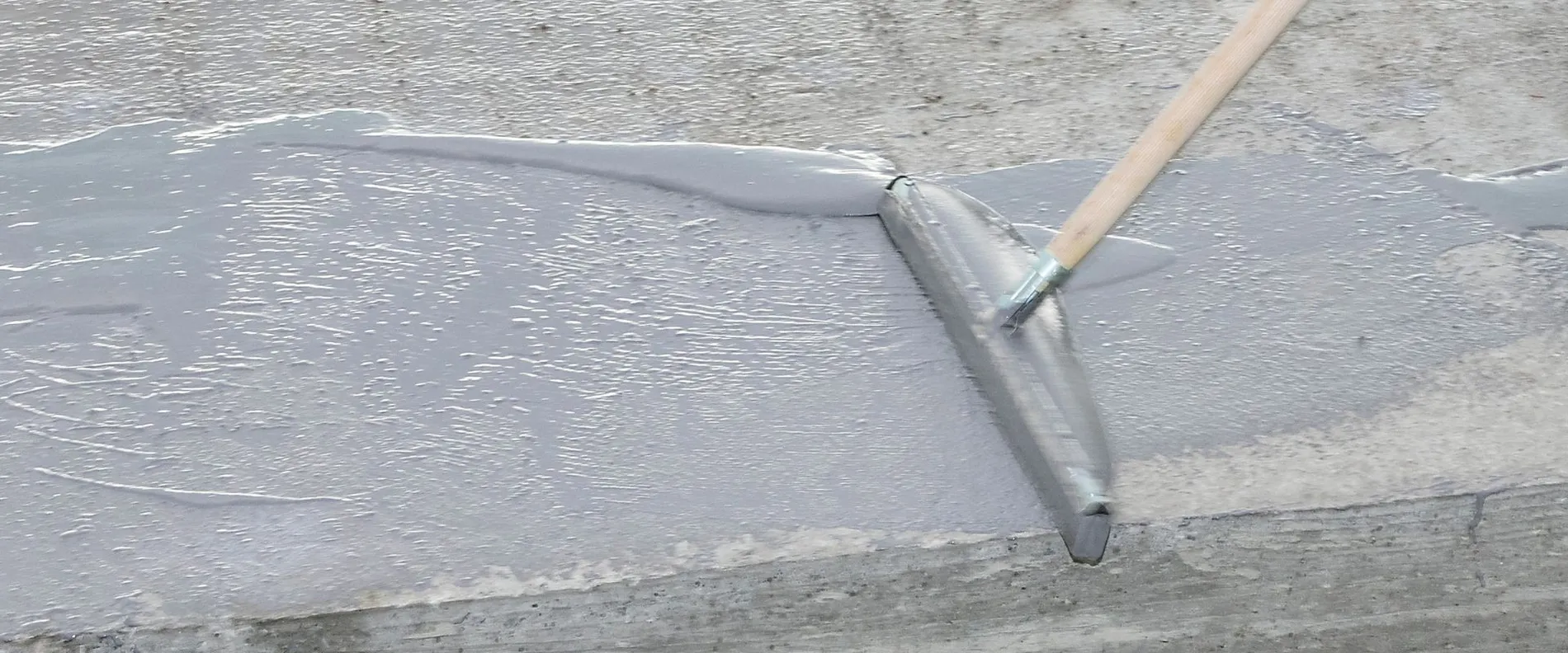 New reactive sealant MC-Proof SLM in application