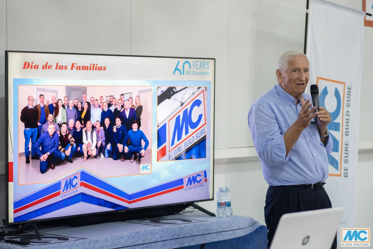 Carlos Safranez Senior gave an interesting speech about Isocron, its previous history as well as the development of MC-Spain until today.