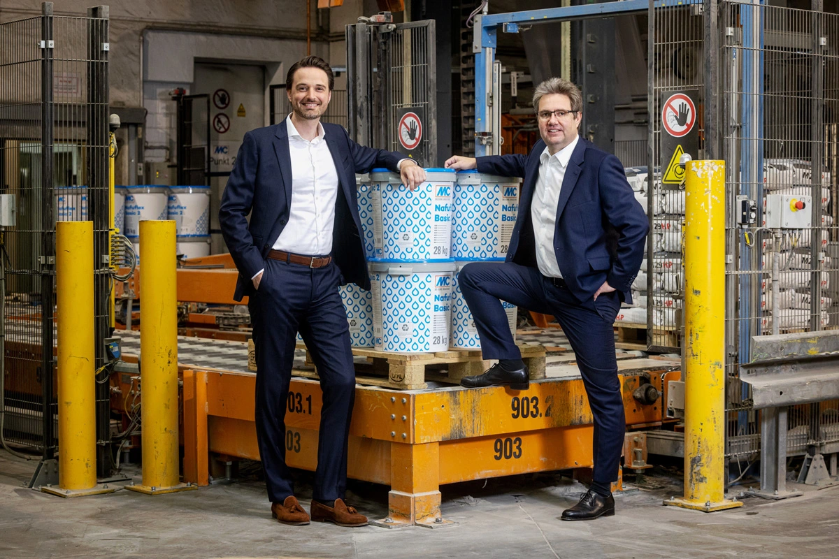 Nicolaus M. Müller (left) and Dr. Ekkehard zur Mühlen have headed the MC-Bauchemie Group since 1 January 2022.
