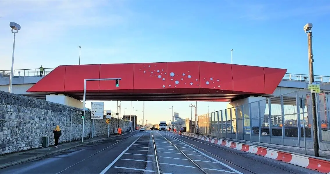 View of the shiny red bridge