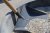 As the final appearance was of particular importance, various aggregates and grain sizes for the bedding were tested in advance.